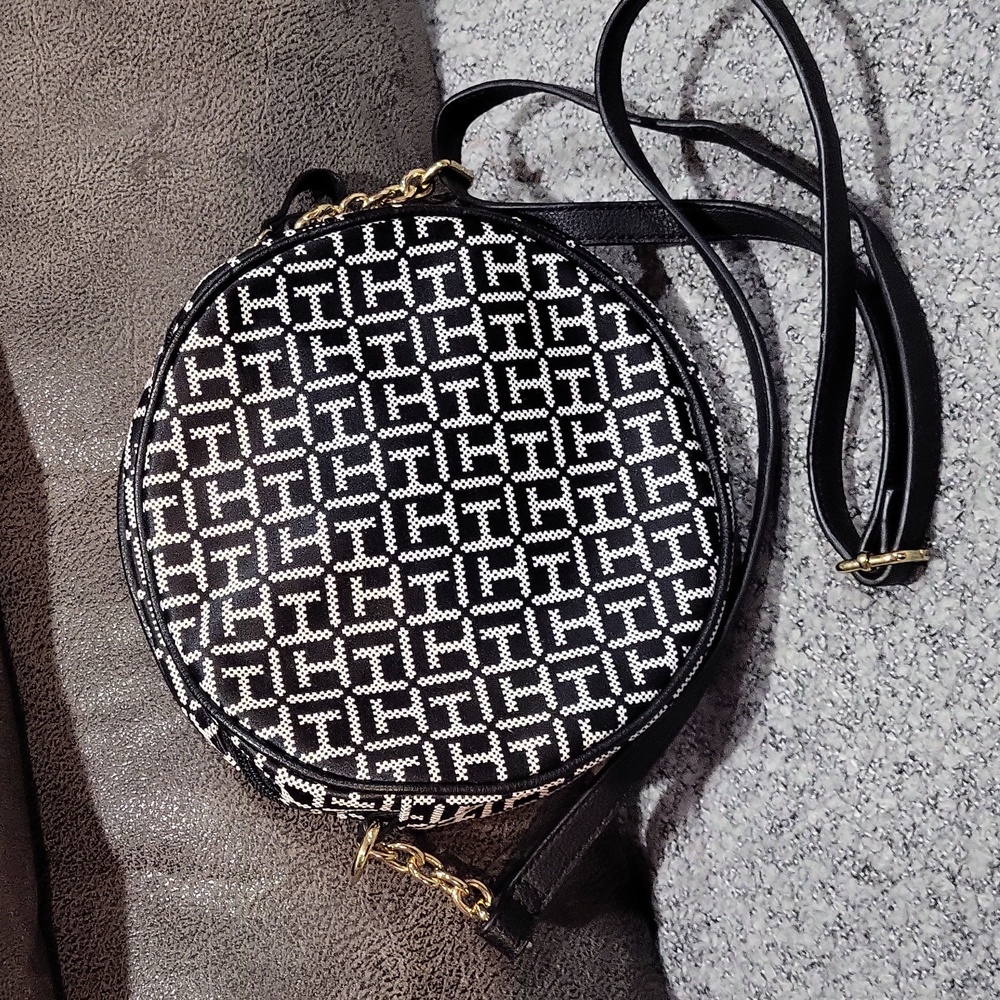 Tommy Hilfiger Crossbody Bag - Picture 5 of 12